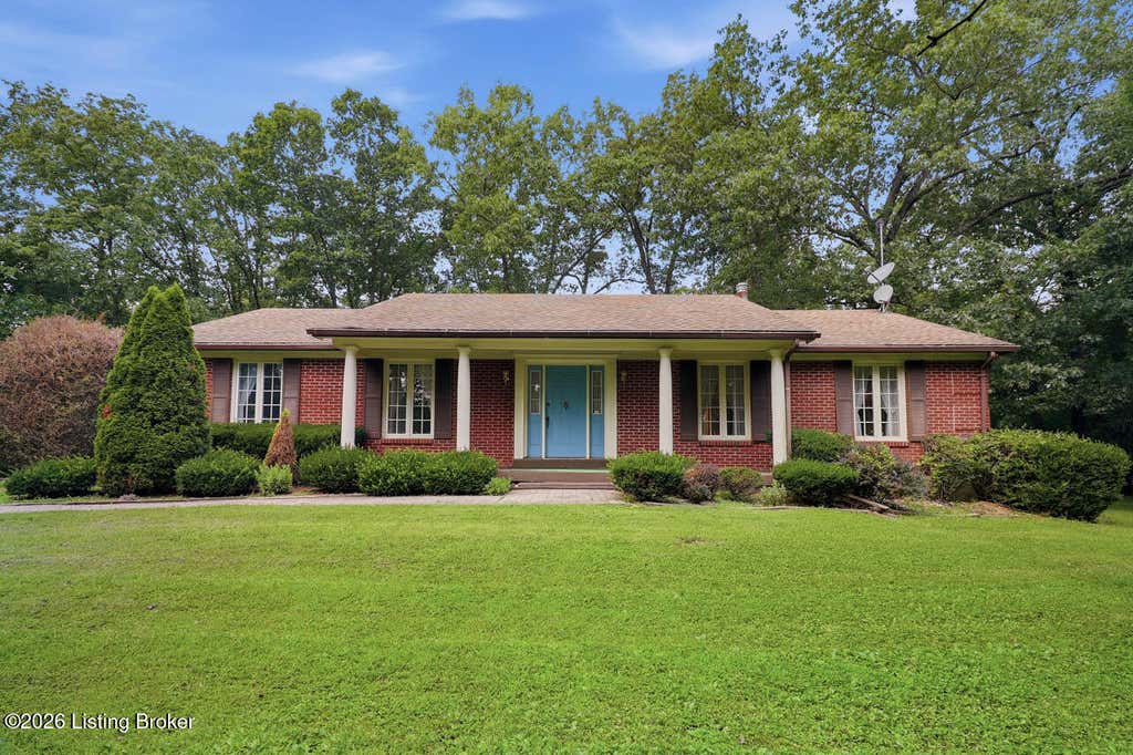 Photo of 3597 Roberts Rd, Bardstown, KY 40004 (MLS # 1722633)