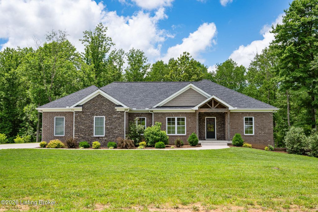 Photo of 4808 Sycamore Ridge Ln, La Grange, KY 40031 (MLS # 1718874)