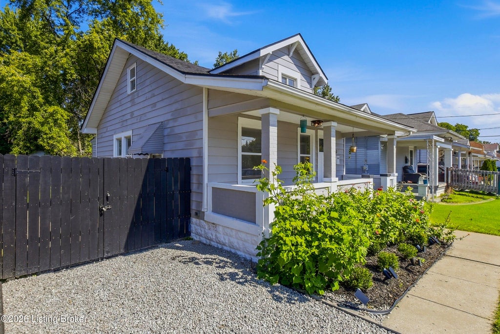 Photo of 713 Inverness Ave, Louisville, KY 40214 (MLS # 1727510)