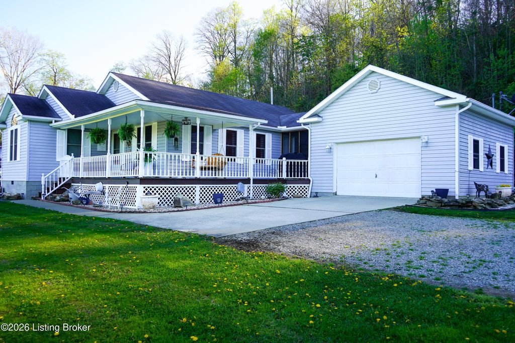 Photo of 852 State Route 3307, Greenup, KY 41144 (MLS # 1714224)