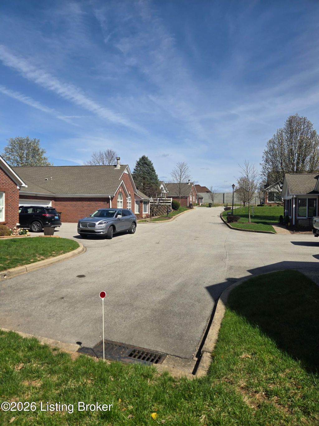 Photo of 12301 Wildcat Way, Jeffersontown, KY 40299 (MLS # 1712246)