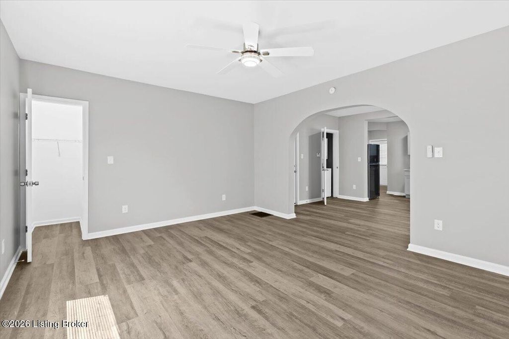 Photo of 1018 S 47th St #4, Louisville, KY 40211 (MLS # 1707100)