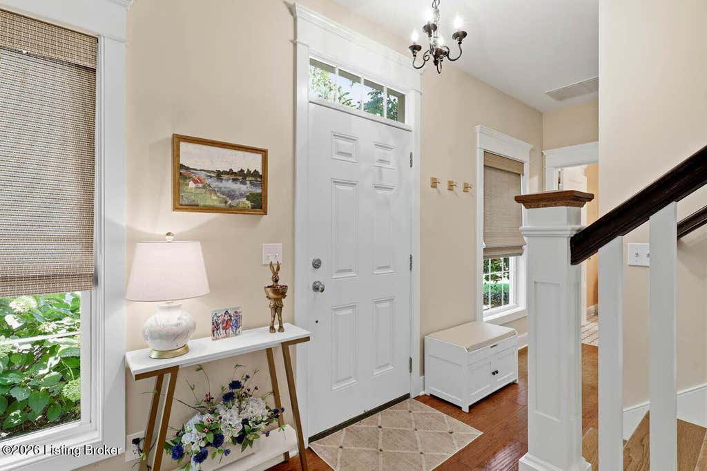 Photo of 206 E Maidens Alley Aly #5, Bardstown, KY 40004 (MLS # 1722414)