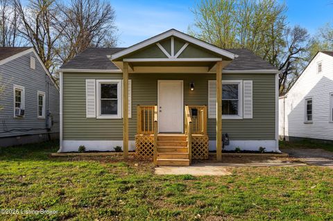 Photo of 2726 Algonquin Pkwy, Louisville, KY 40210 (MLS # 1713341)