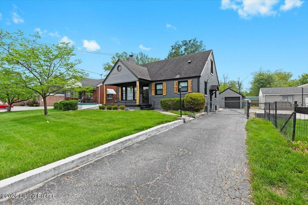 Photo of 614 Bluegrass Ave, Louisville, KY 40214 (MLS # 1717736)