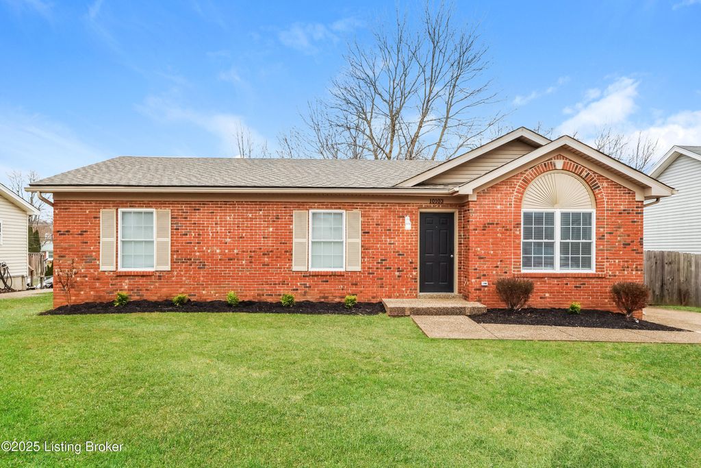 Photo of 10103 Lancewood Rd, Louisville, KY 40229 (MLS # 1706854)