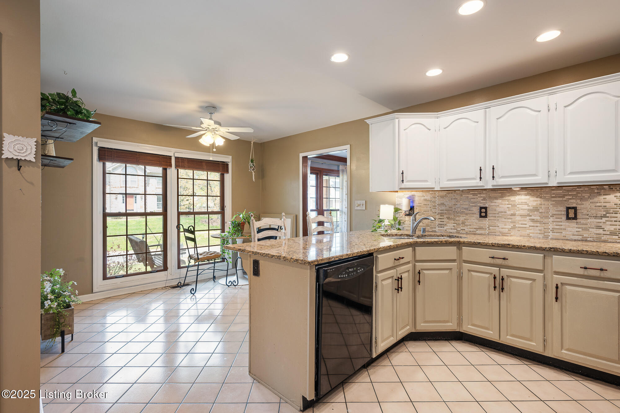 9600 Seaton Brooke Ln, Louisville, Pennsylvania image 10