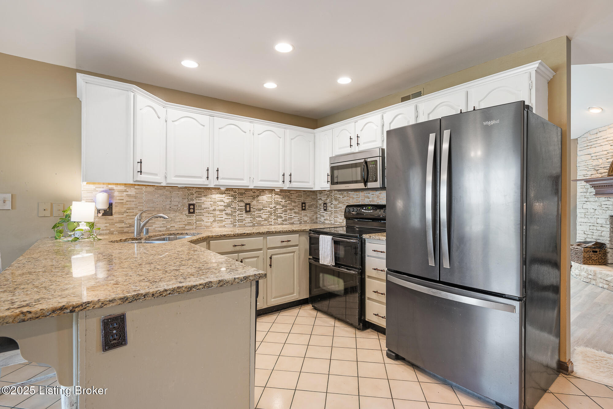 9600 Seaton Brooke Ln, Louisville, Pennsylvania image 8