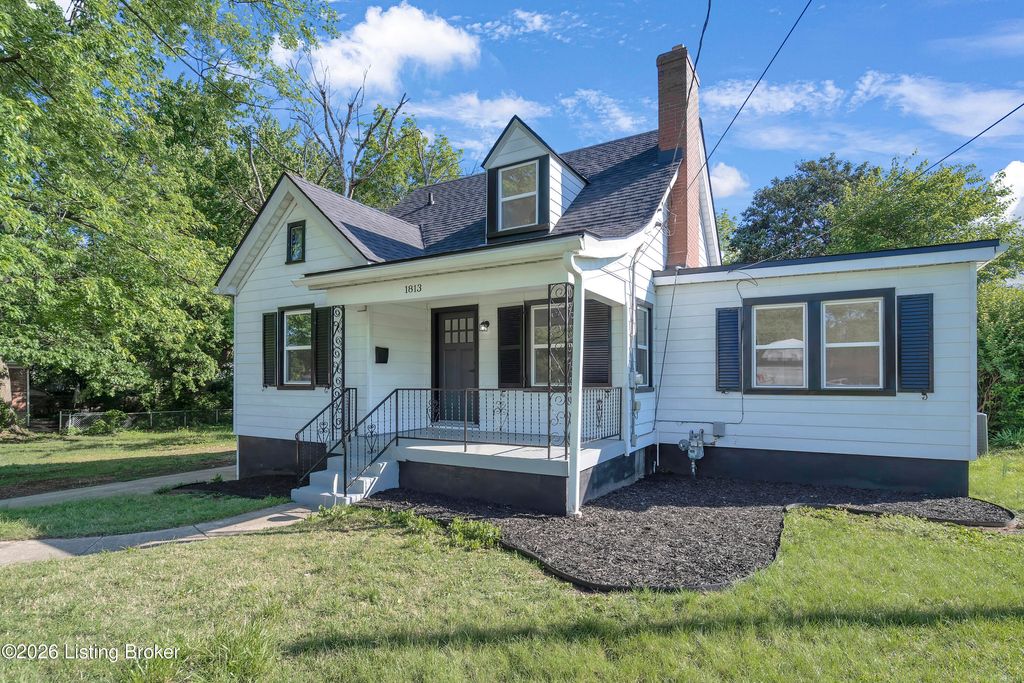 Photo of 1813 Rockford Ln, Louisville, KY 40216 (MLS # 1717372)