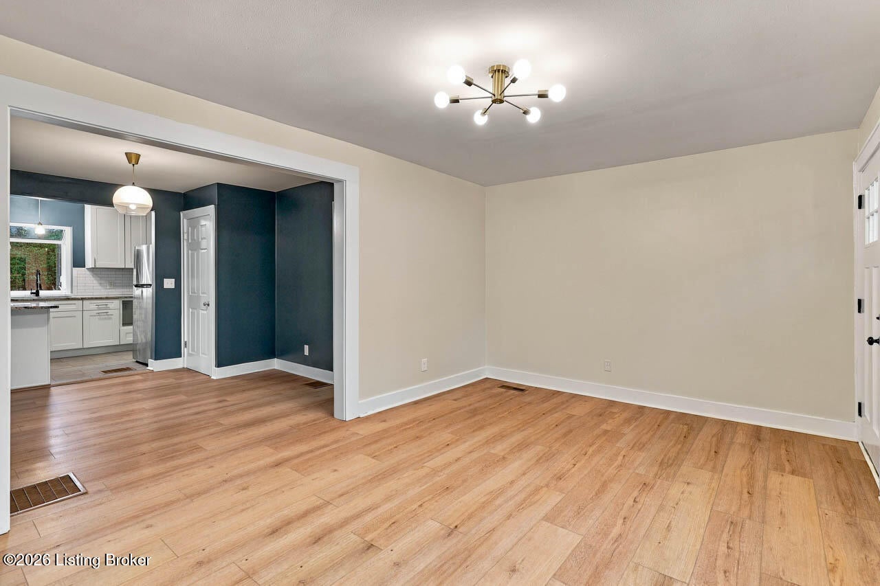 2253 Beargrass Ave