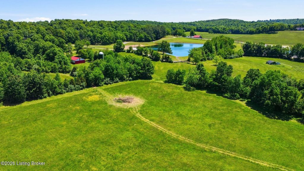 Photo of 5074 Beaver Dam Rd, Leitchfield, KY 42754 (MLS # 1717332)