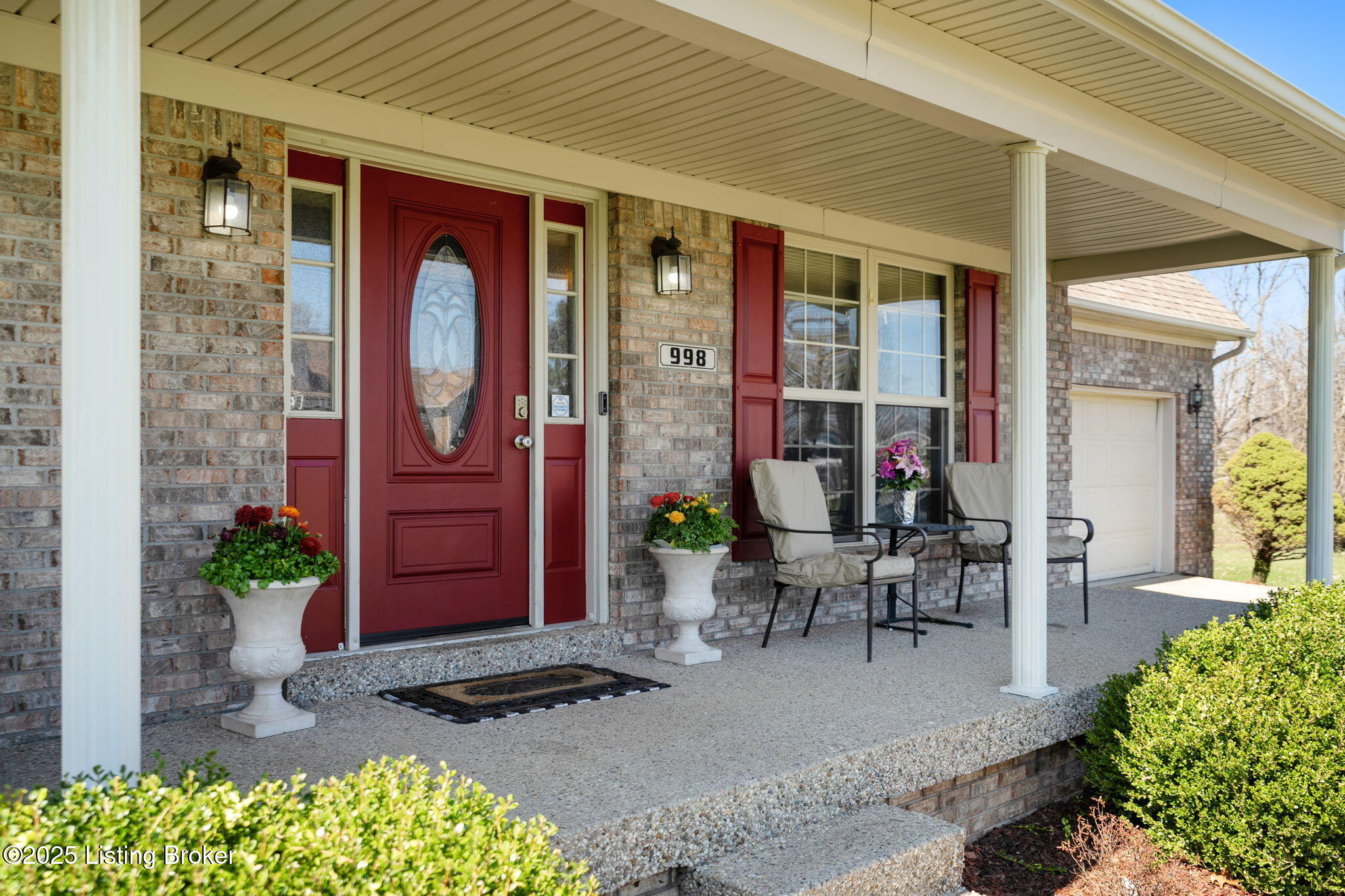 998 Highland Springs Dr, Mt Washington, Kentucky image 3