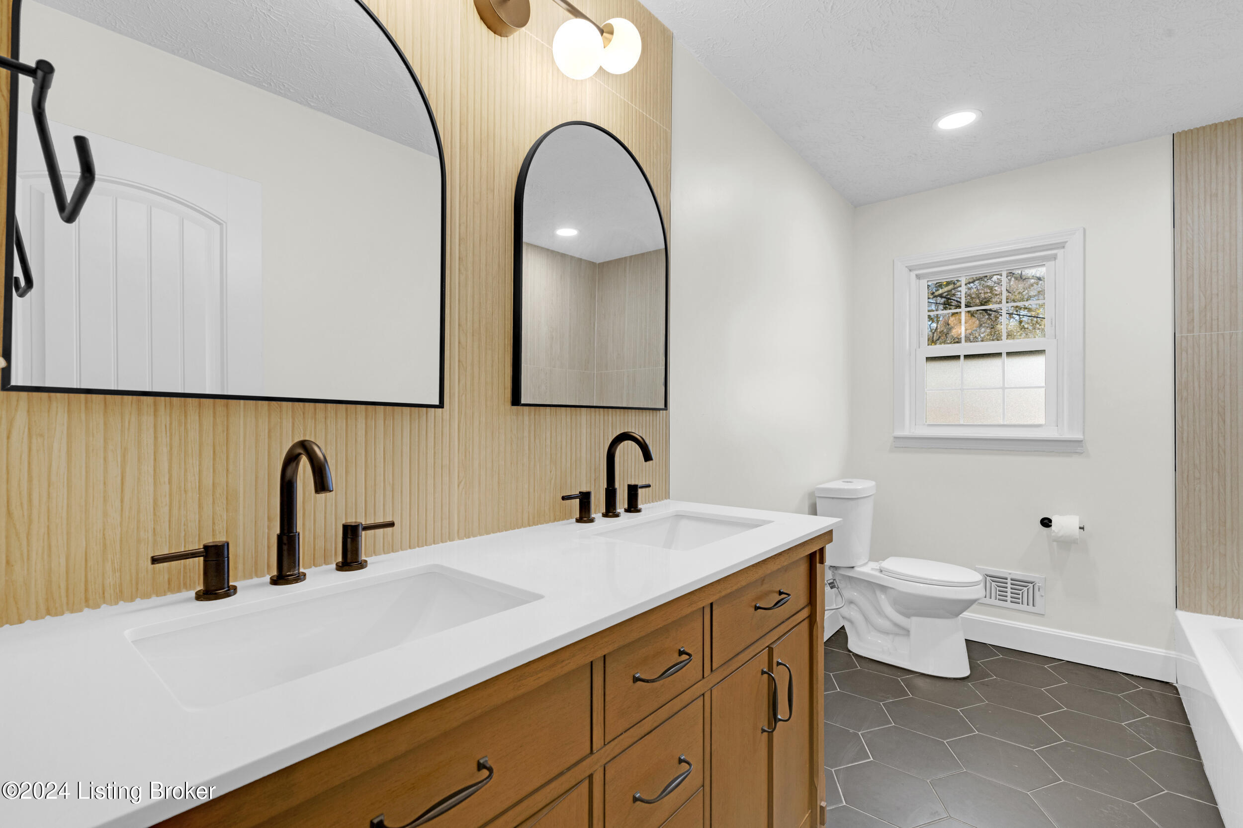 195 N Myers Rd, Brooks, Kentucky image 35