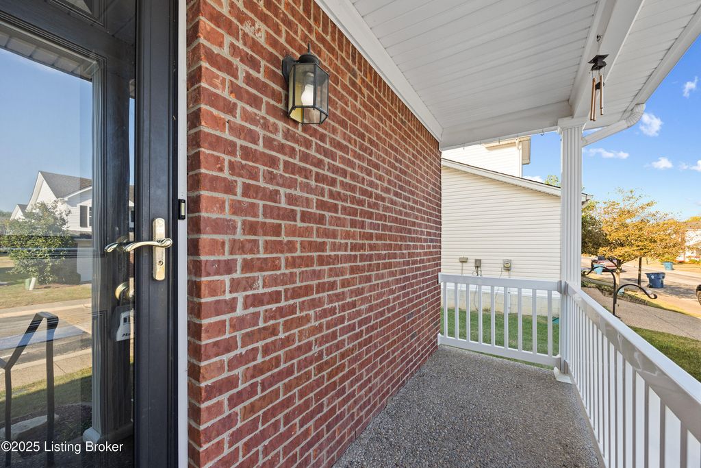 Photo of 8412 Arbor Meadow. Way, Louisville, KY 40228 (MLS # 1712754)