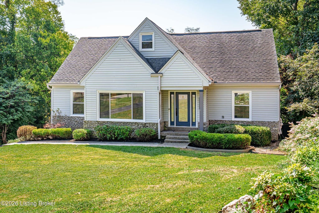 Photo of 3301 Cross Pointe Rd, Louisville, KY 40241 (MLS # 1729283)
