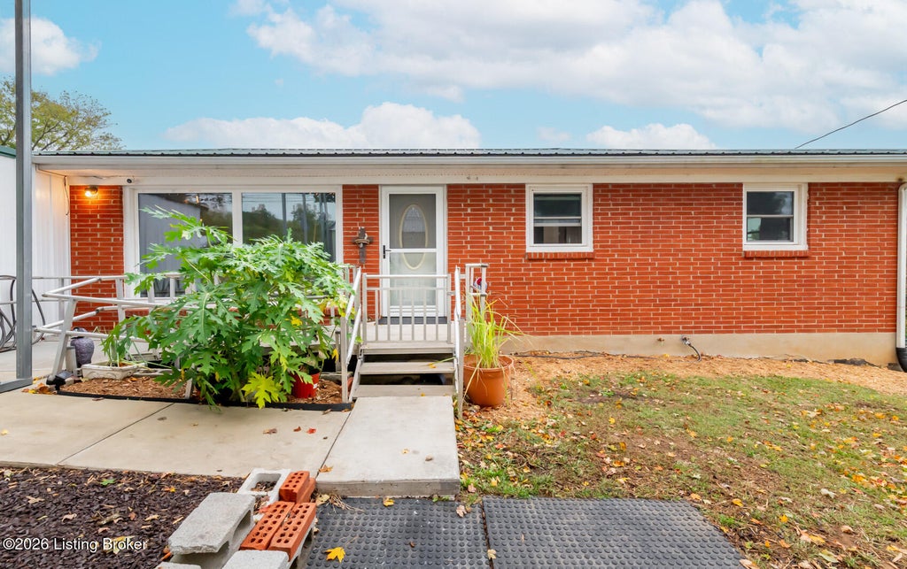 Photo of 7442 N Jackson Hwy, Magnolia, KY 42757 (MLS # 1732330)