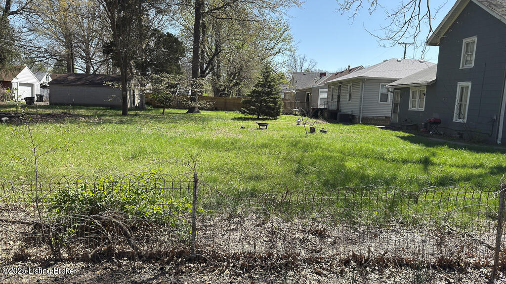 1446 Camden Ave, Louisville, Kentucky image 2