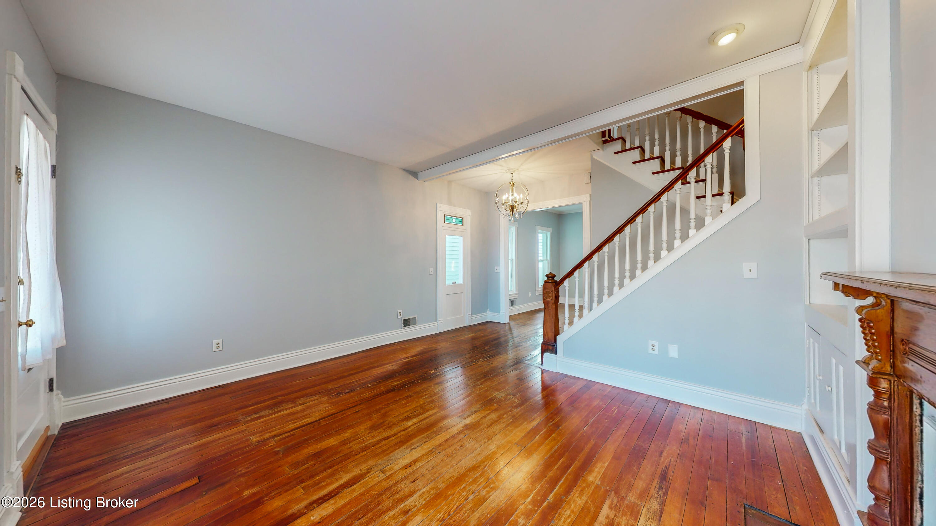 2128 Grinstead Dr