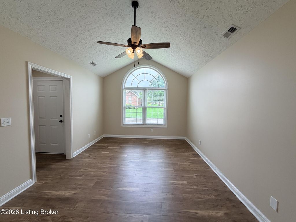 Photo of 137 Copperfield Way, Bardstown, KY 40004 (MLS # 1723849)