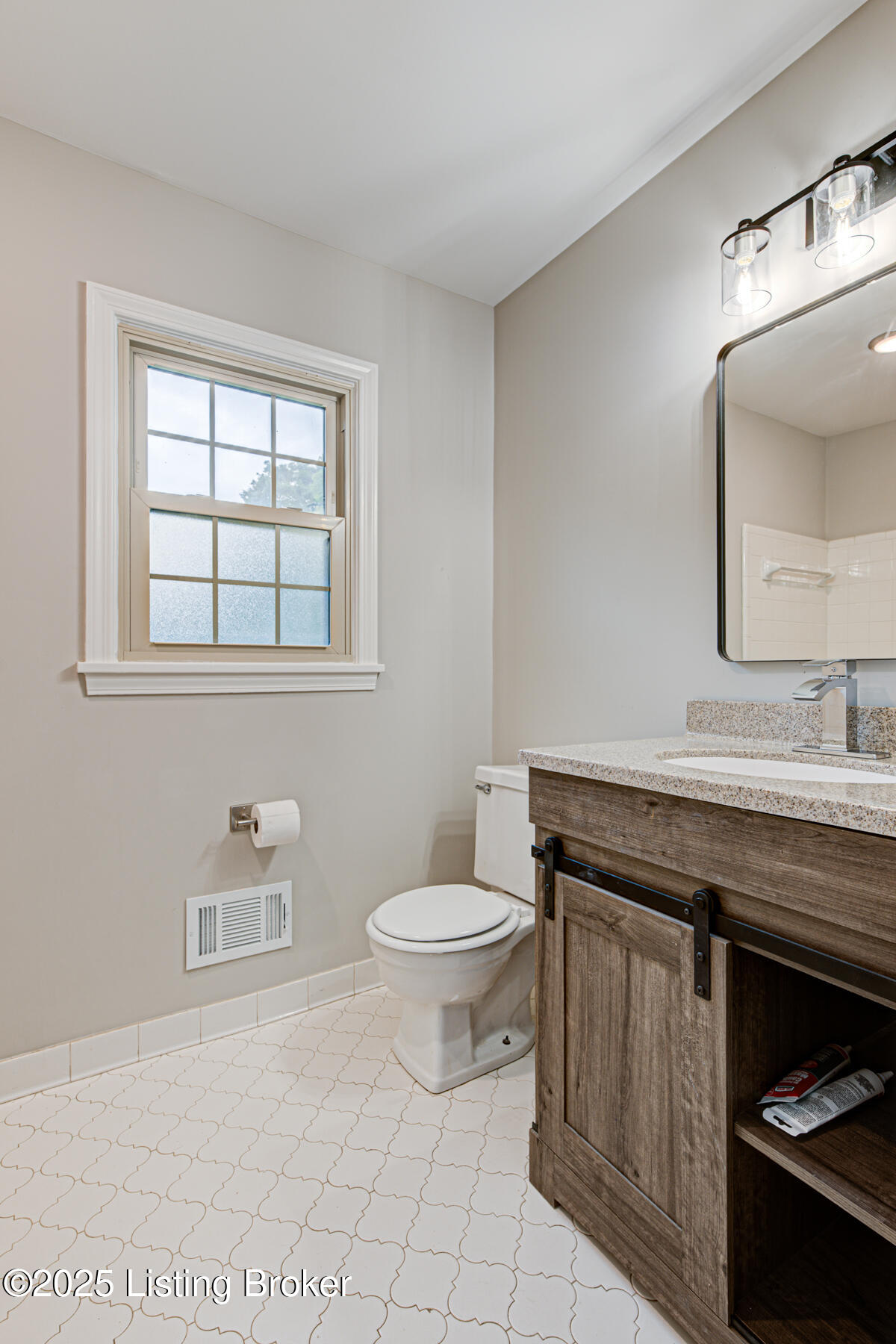 7908 Montero Dr, Prospect, Pennsylvania image 31