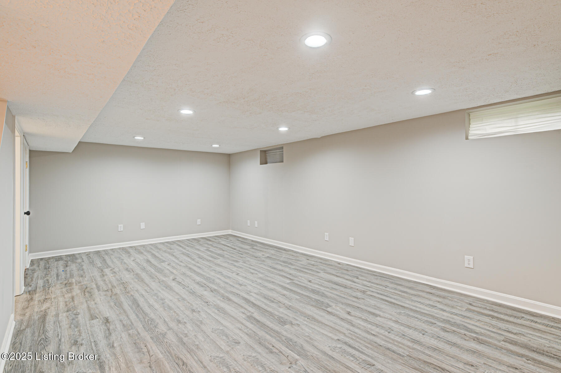 7908 Montero Dr, Prospect, Pennsylvania image 32