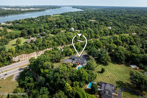 Photo of 2700 Poplar Hill Ct, Louisville, KY 40207 (MLS # 1696164)