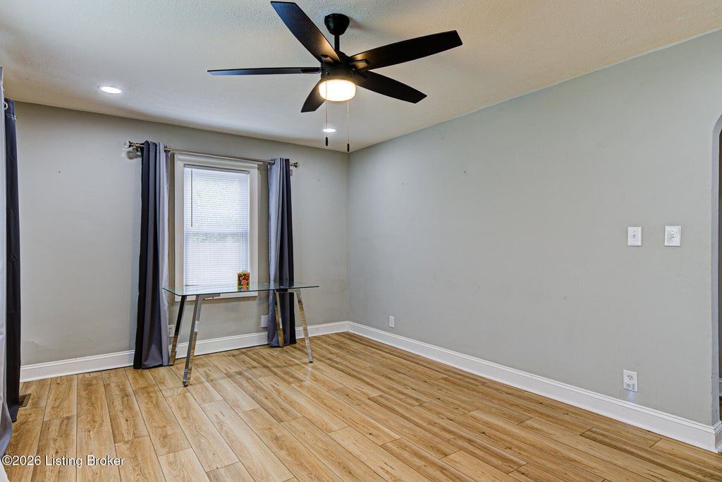Photo of 2206 Franklin Ave, Louisville, KY 40216 (MLS # 1719781)