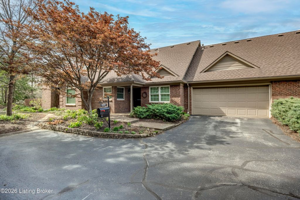 Photo of 4000 Adelaide Ct, Louisville, KY 40241 (MLS # 1713829)