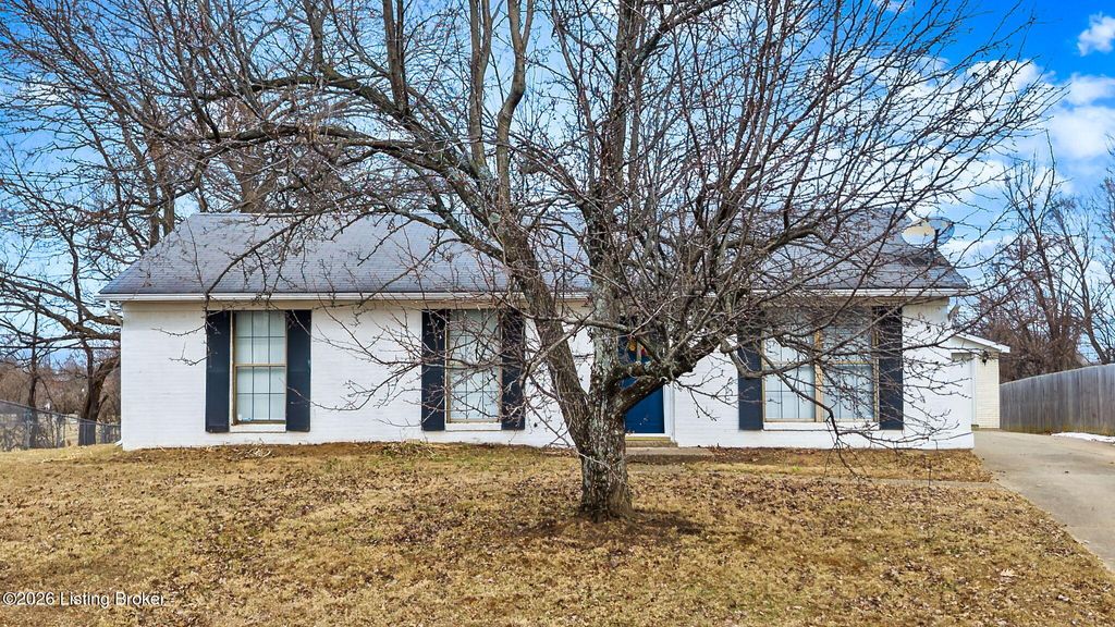 Photo of 12117 Stroll Ct, Louisville, KY 40245 (MLS # 1709145)