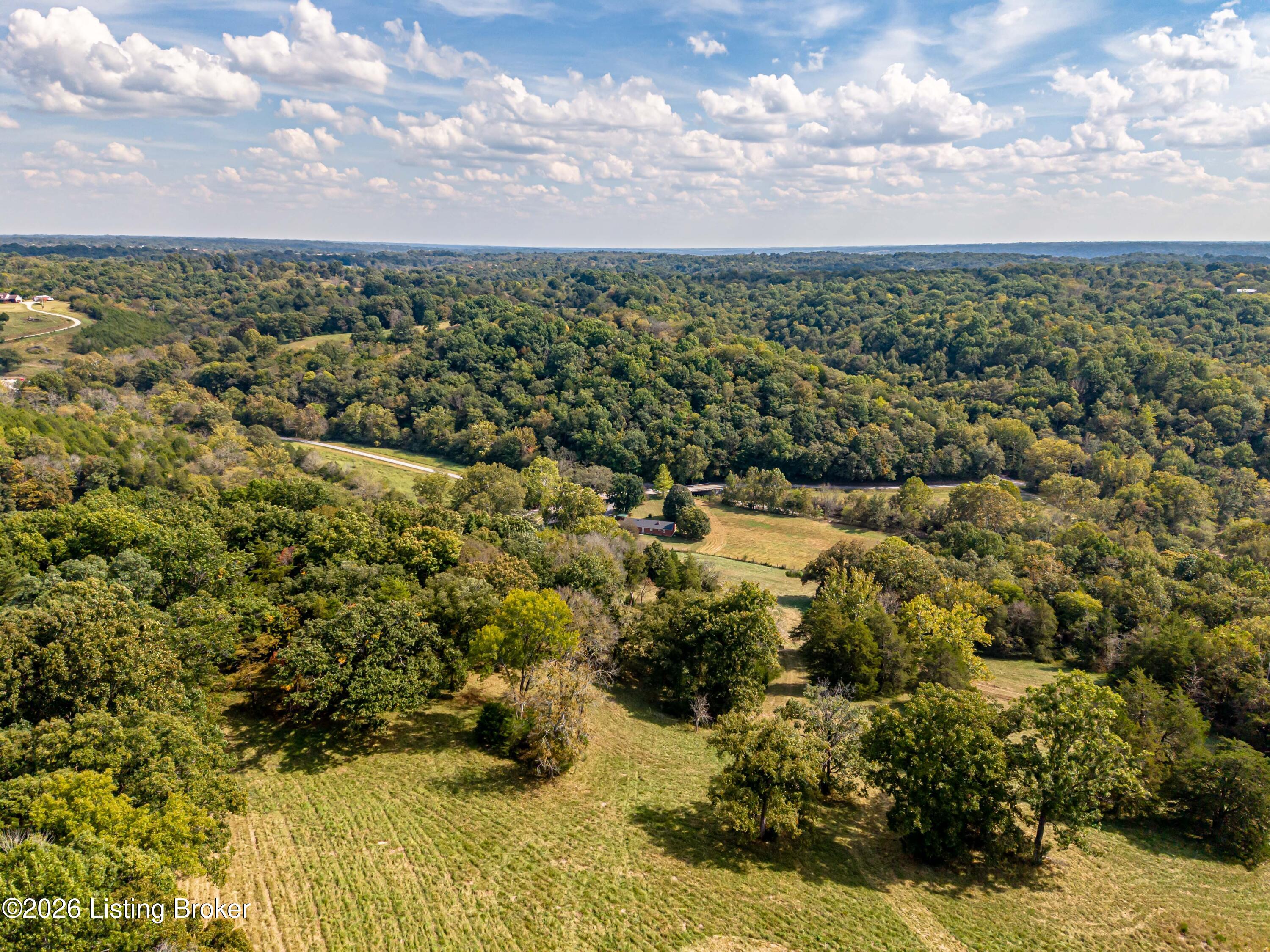 1 Pineview Ct