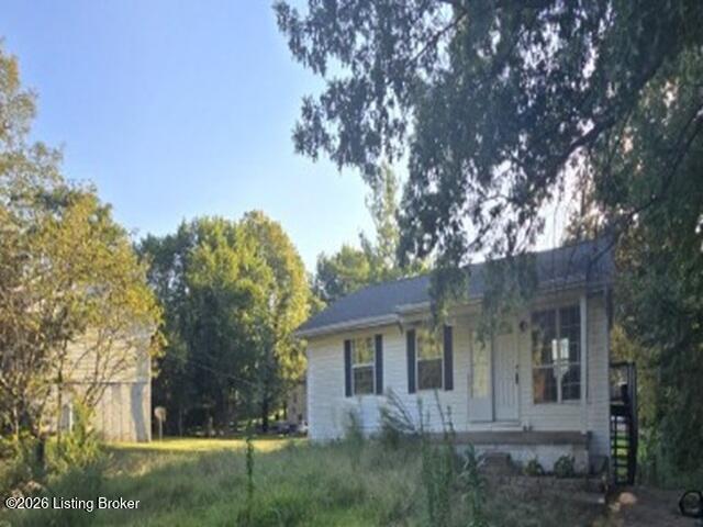 Photo of 6021 Greenvale Dr, Paducah, KY 42003 (MLS # 1728148)