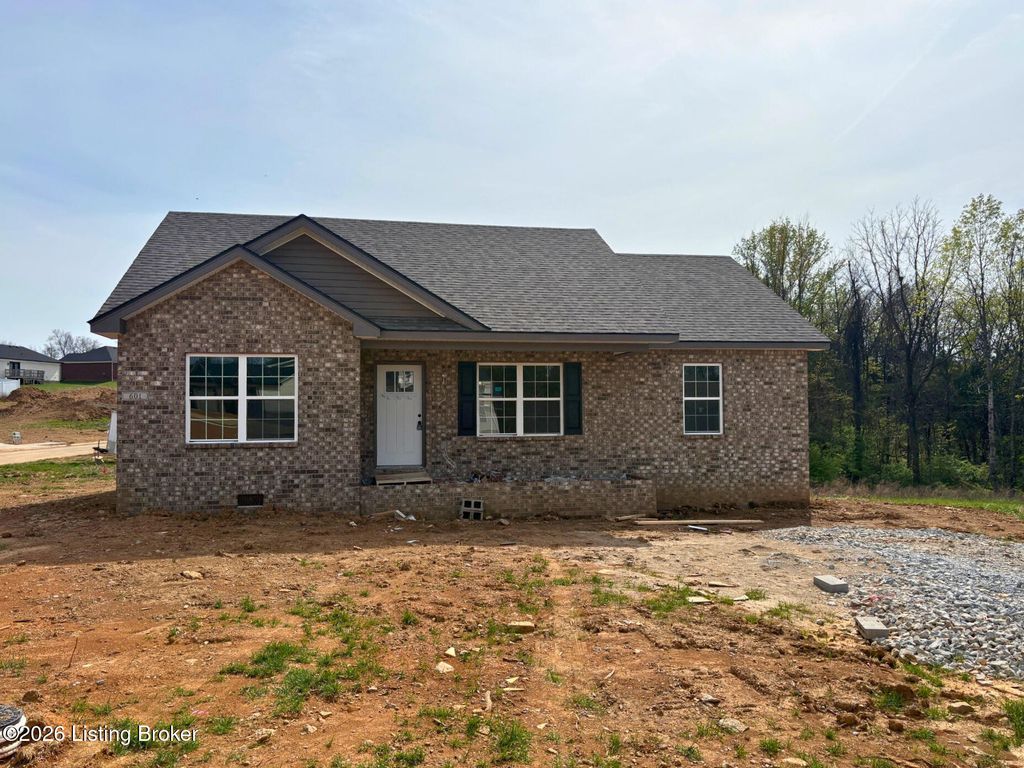 Photo of 601 Hillcreek Ct, Bardstown, KY 40004 (MLS # 1713750)