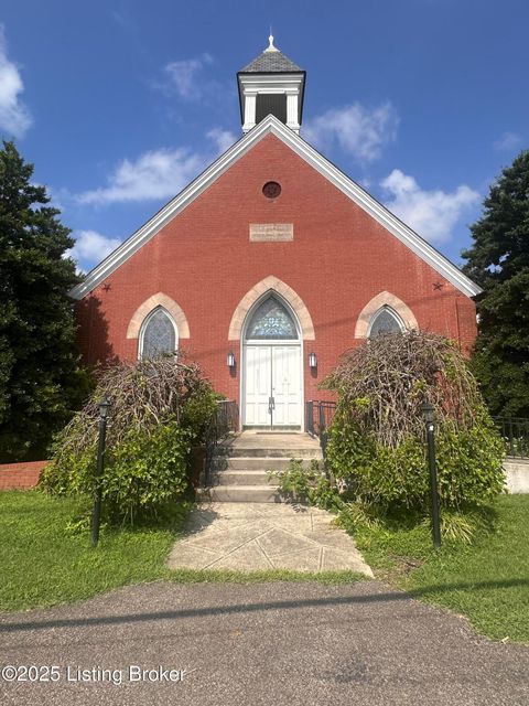 Photo of 9801 Cooper Church Dr, Louisville, KY 40229 (MLS # 1704043)