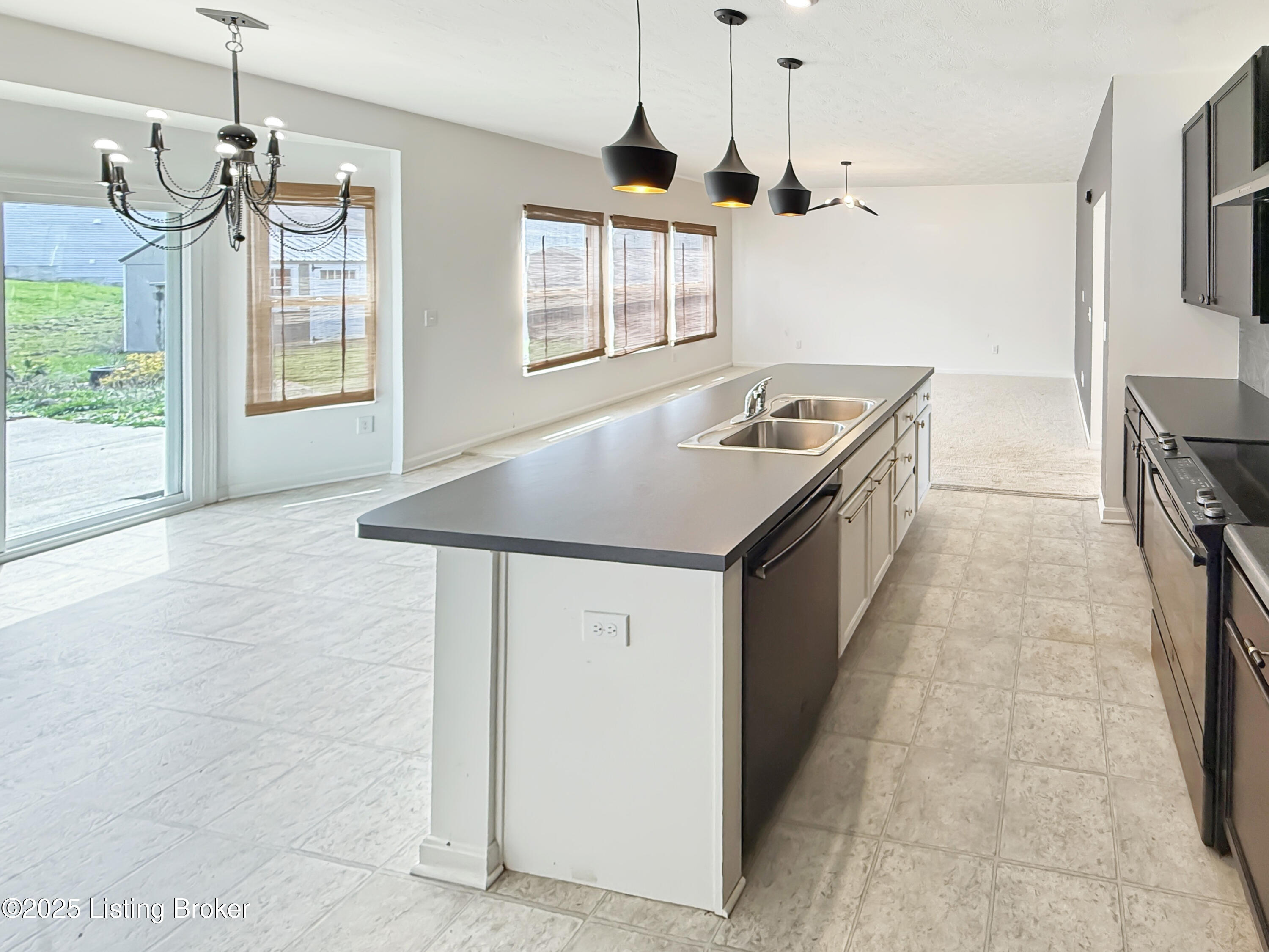 135 Eagles Crest Ct, Mt Washington, Pennsylvania image 5