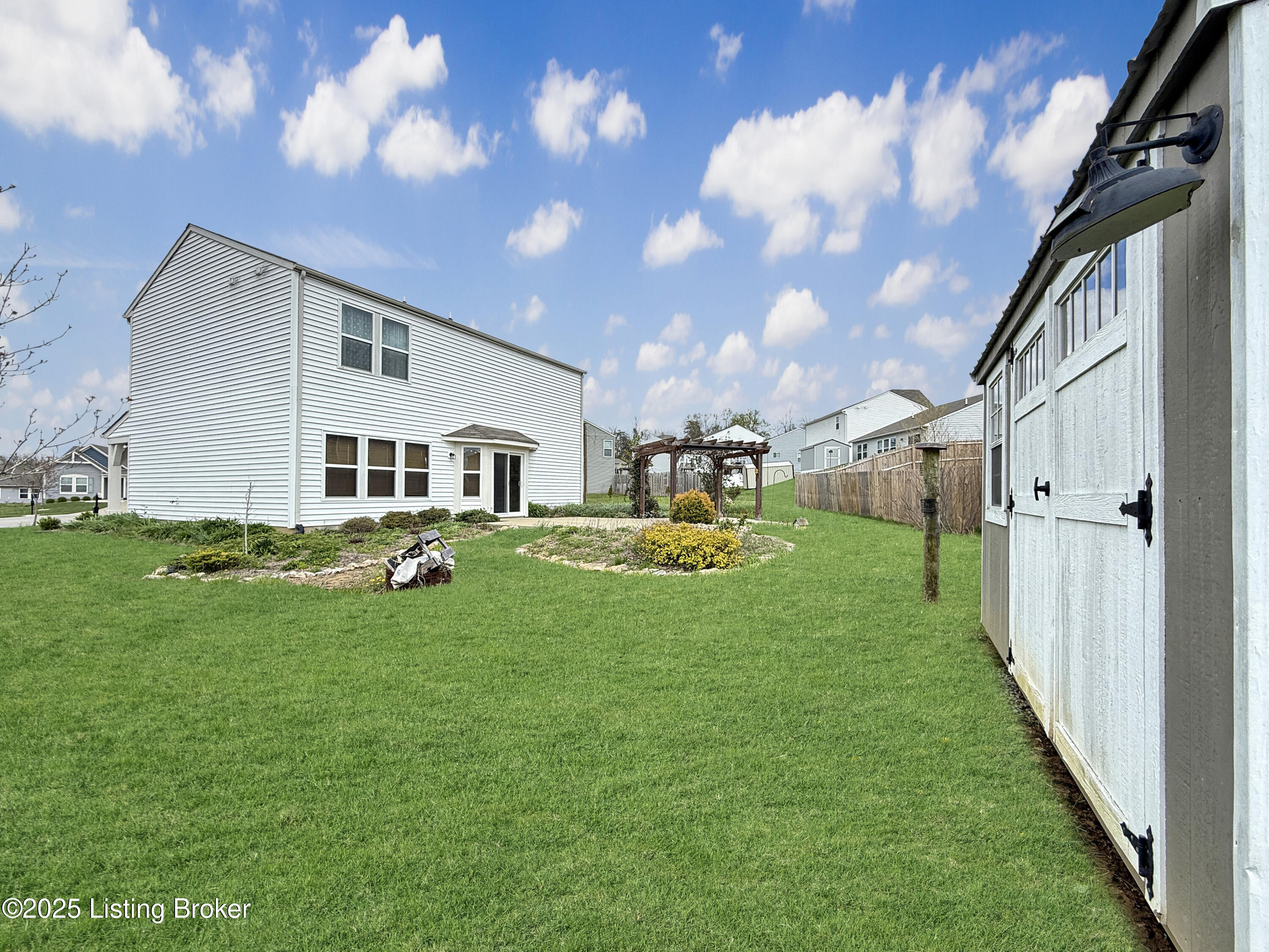 135 Eagles Crest Ct, Mt Washington, Pennsylvania image 3