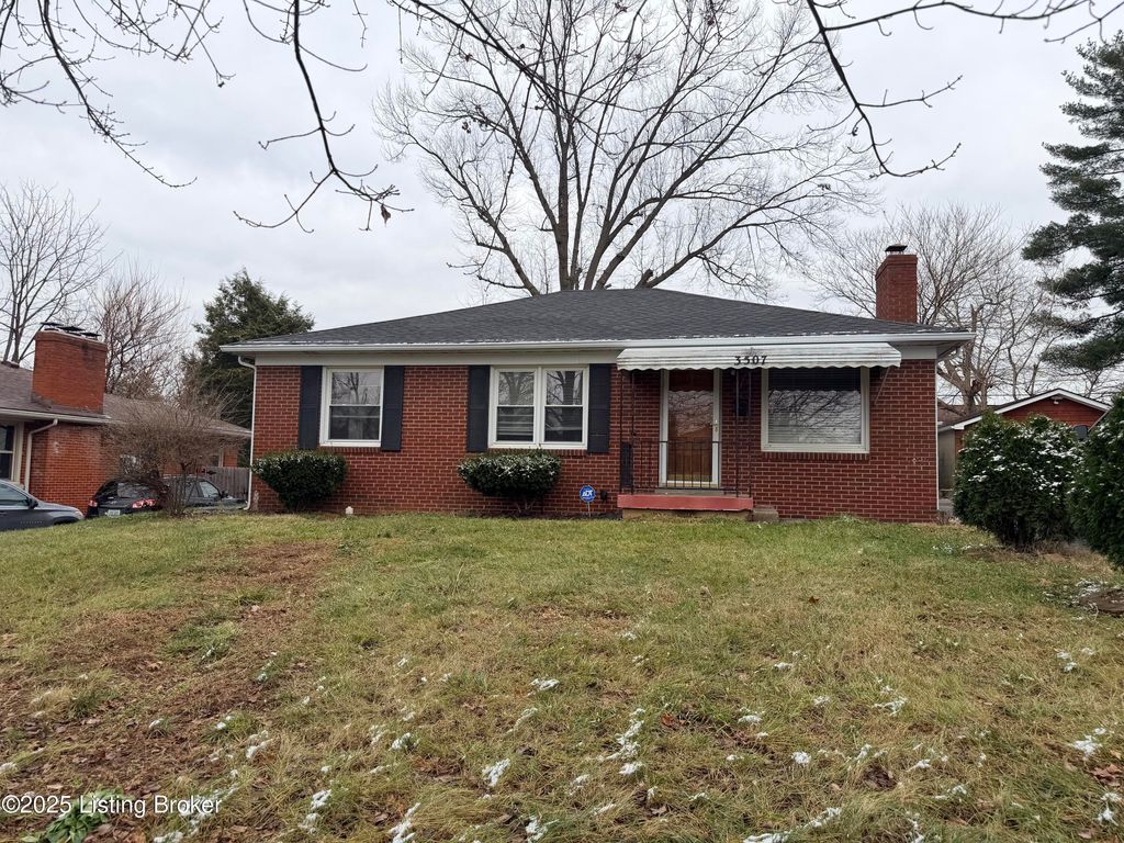 Photo of 3507 Huon Dr, Louisville, KY 40218 (MLS # 1704968)