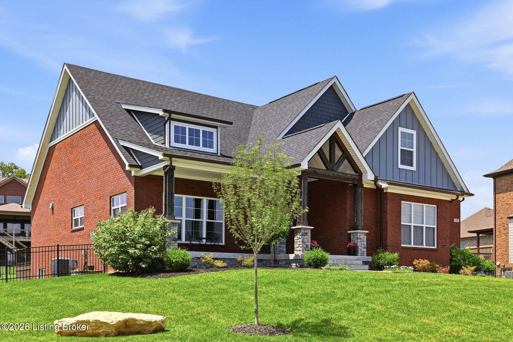 Photo of 5801 Brentwood Dr, Crestwood, KY 40014 (MLS # 1718063)