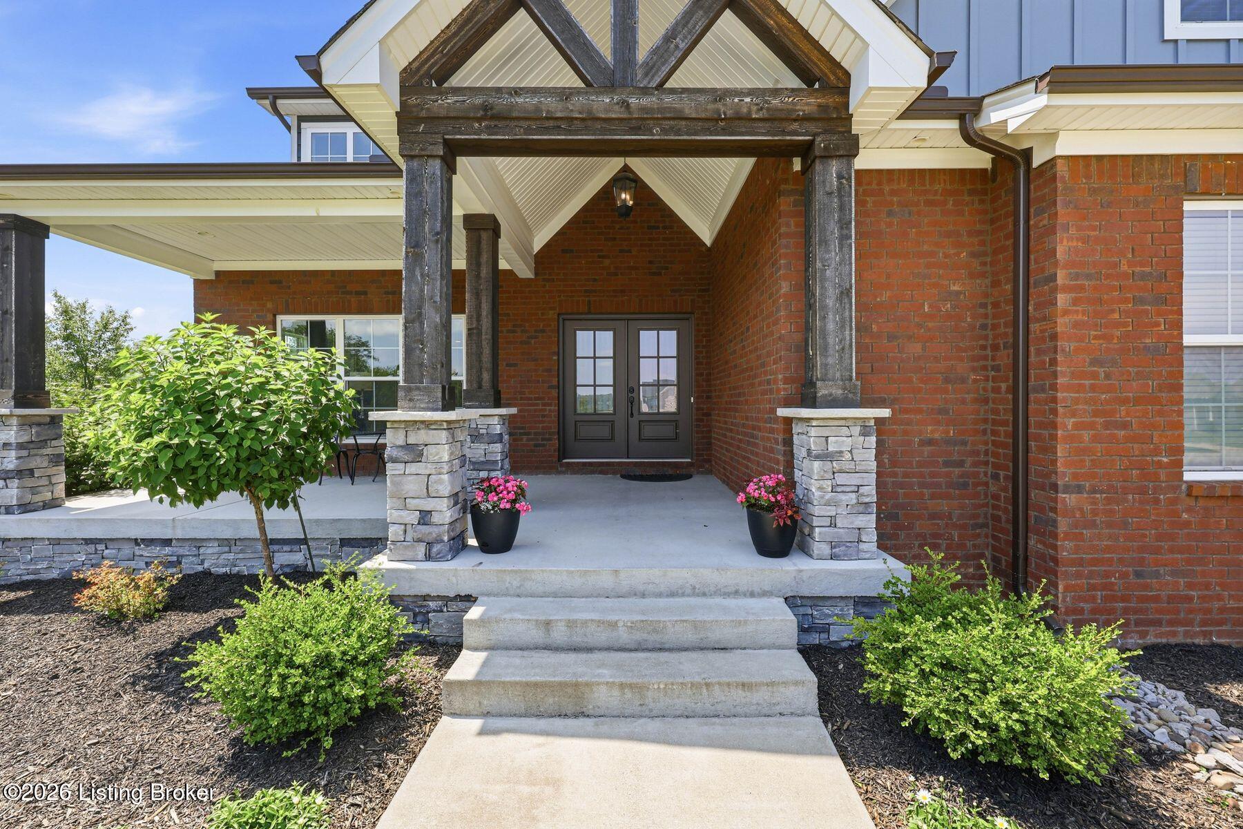 5801 Brentwood Dr