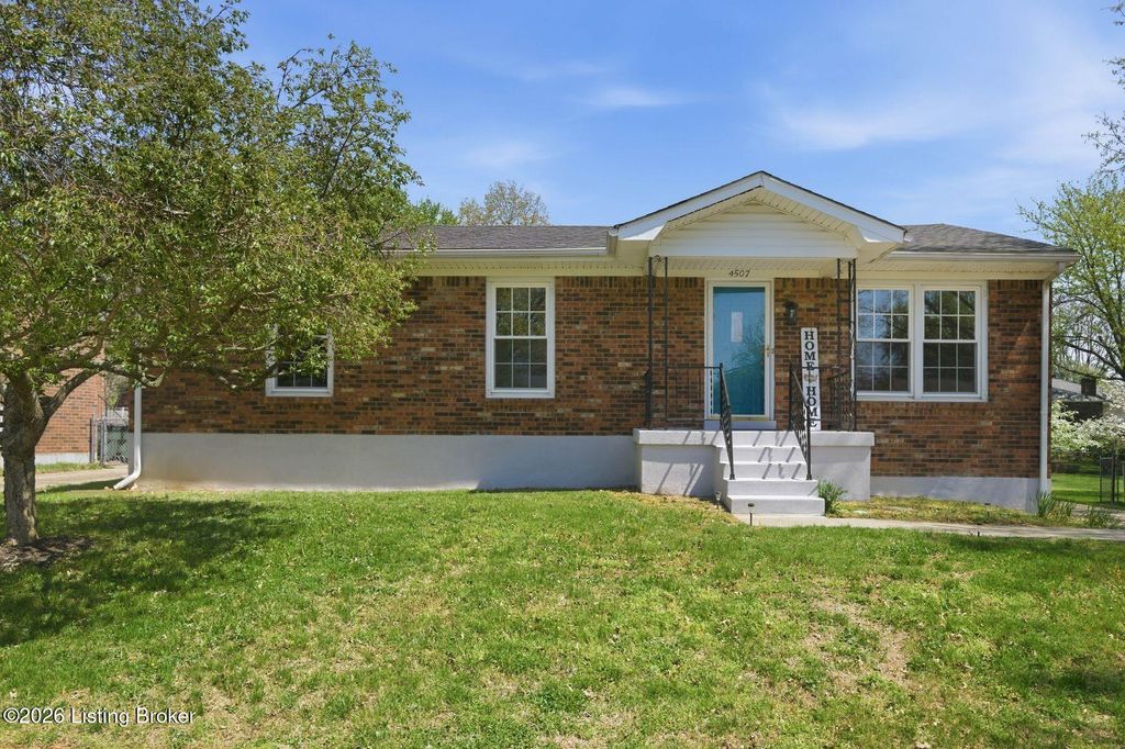 Photo of 4507 Gaudet Rd, Jeffersontown, KY 40299 (MLS # 1714351)