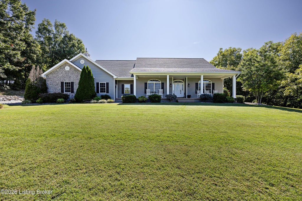 Photo of 335 Loretto Rd, Springfield, KY 40069 (MLS # 1727617)