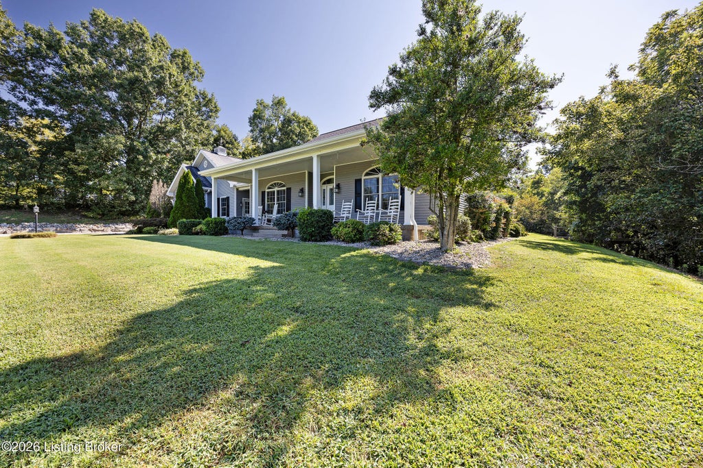 Photo of 335 Loretto Rd, Springfield, KY 40069 (MLS # 1727617)