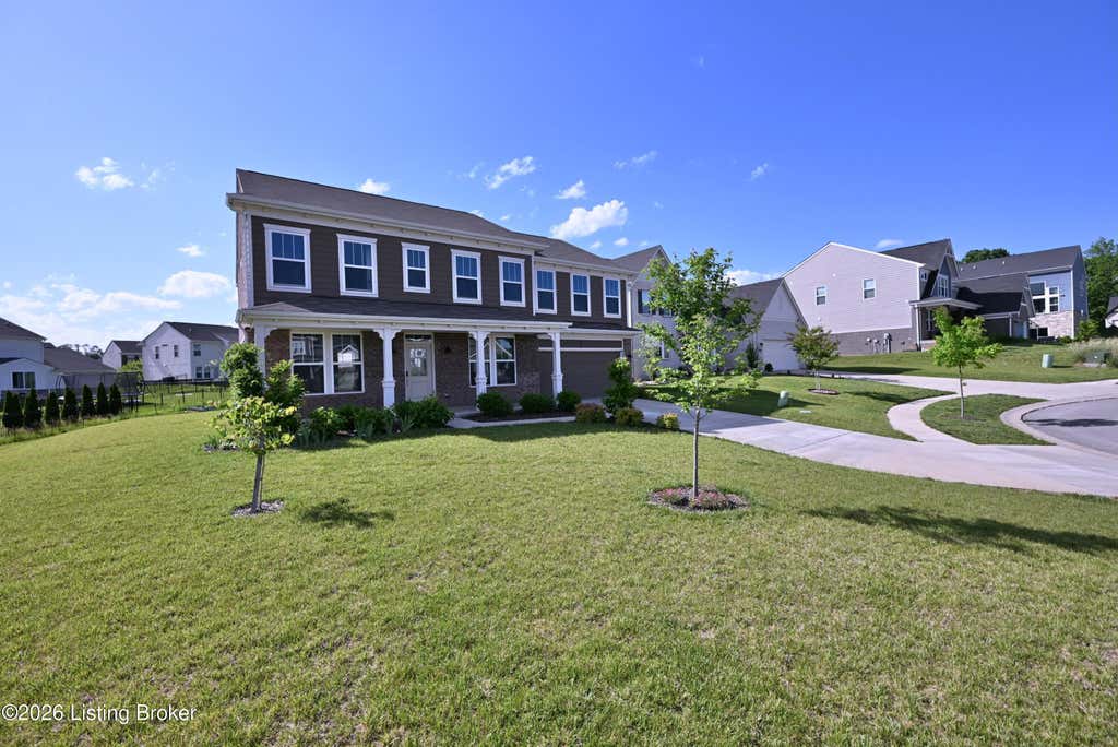 Photo of 15806 Stonehouse Ct, Louisville, KY 40245 (MLS # 1723157)