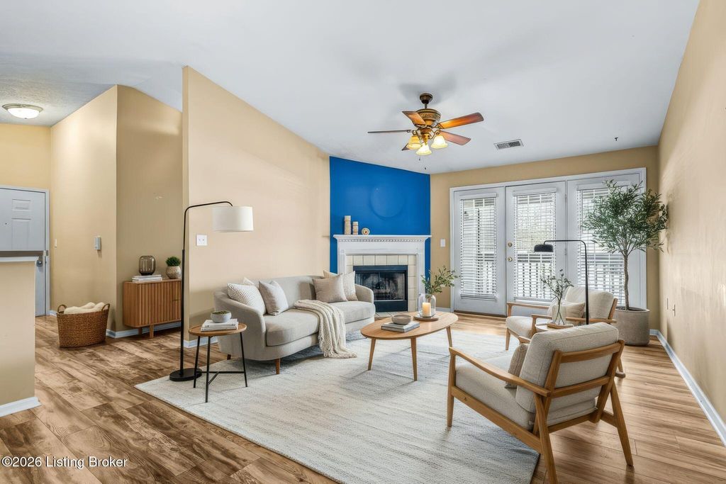 Photo of 1305 Taxus Top Ln #201, Louisville, KY 40243 (MLS # 1708775)