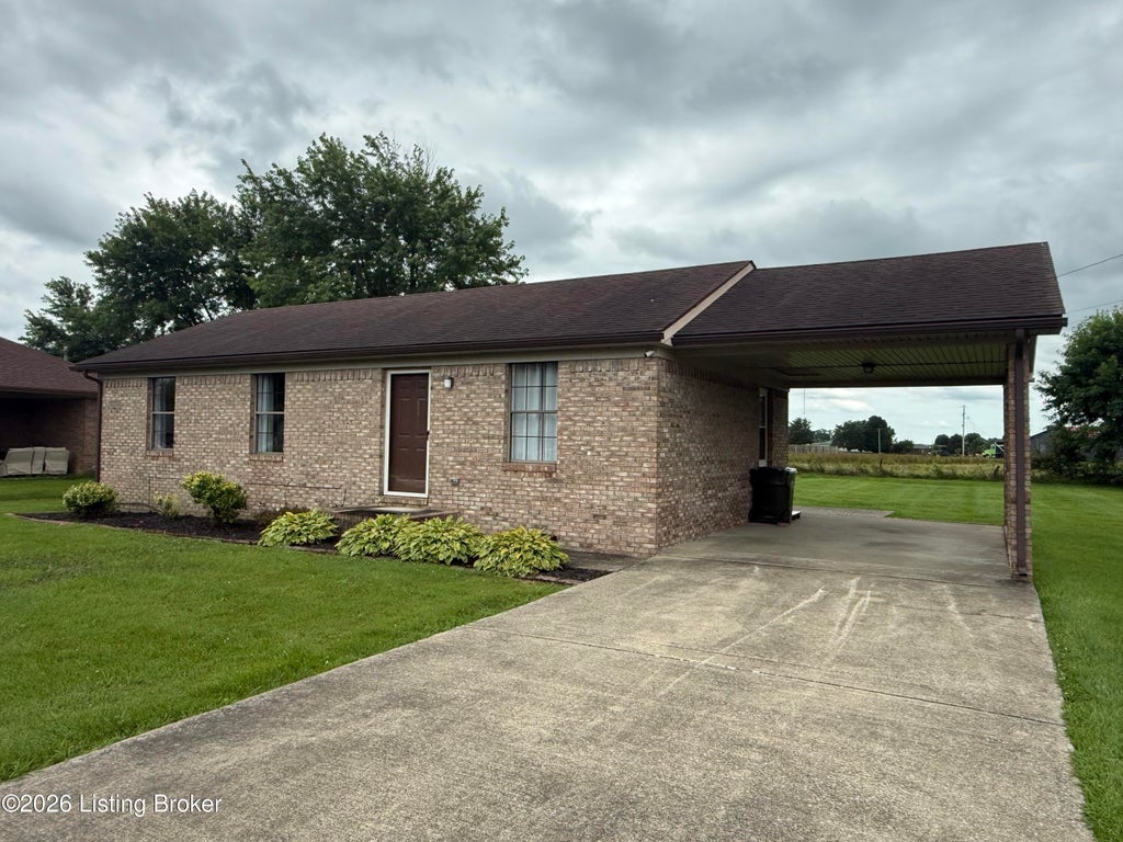 Photo of 119 Willoughby St, Hardinsburg, KY 40143 (MLS # 1728335)