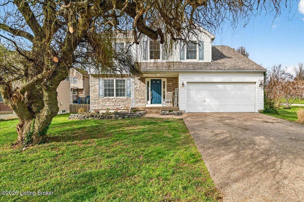 Photo of 210 St Regis Dr, Shelbyville, KY 40065 (MLS # 1711274)