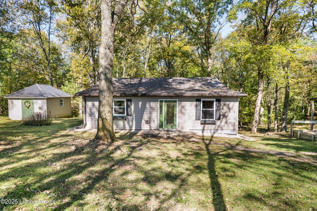 Photo of 1306 Bunk Rd, Pleasureville, KY 40057 (MLS # 1707814)