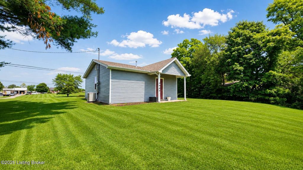 Photo of 191 Rineyville Big Springs Rd, Radcliff, KY 40160 (MLS # 1719143)
