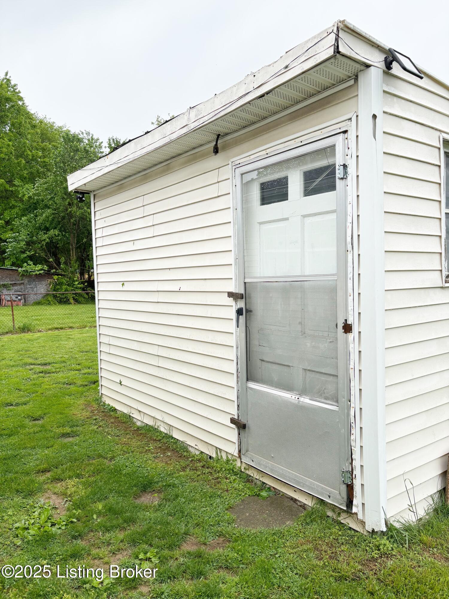 7303 Betsy Ross Dr, Louisville, Pennsylvania image 23