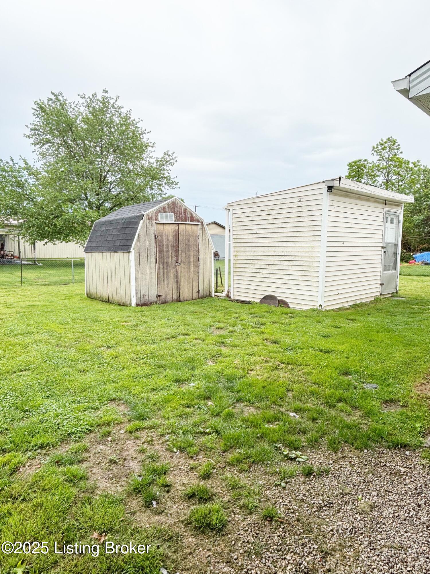 7303 Betsy Ross Dr, Louisville, Pennsylvania image 22