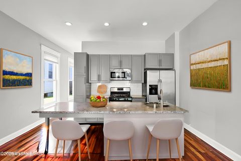 Photo of 1112 Mulberry St, Louisville, KY 40217 (MLS # 1704626)